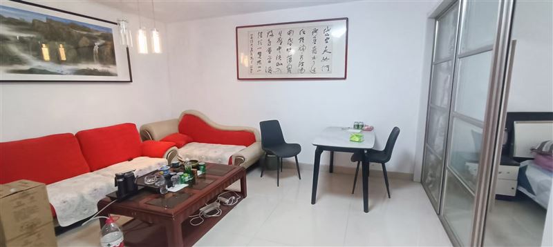 房东直租，家电、家具齐全，拎包入住