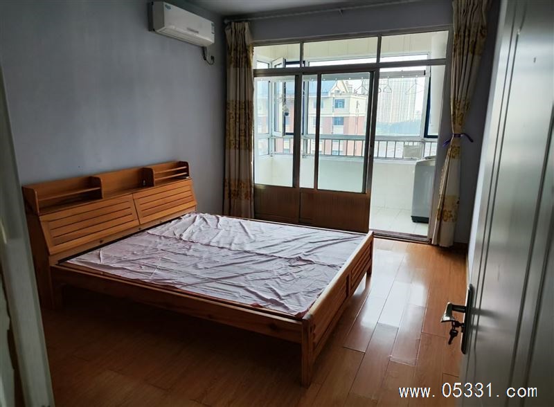 市实验中学南邻地矿家园10楼